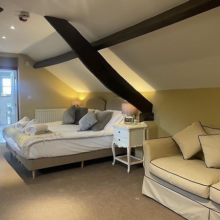 The Plough B&B Bourton-on-the-Water Номер фото