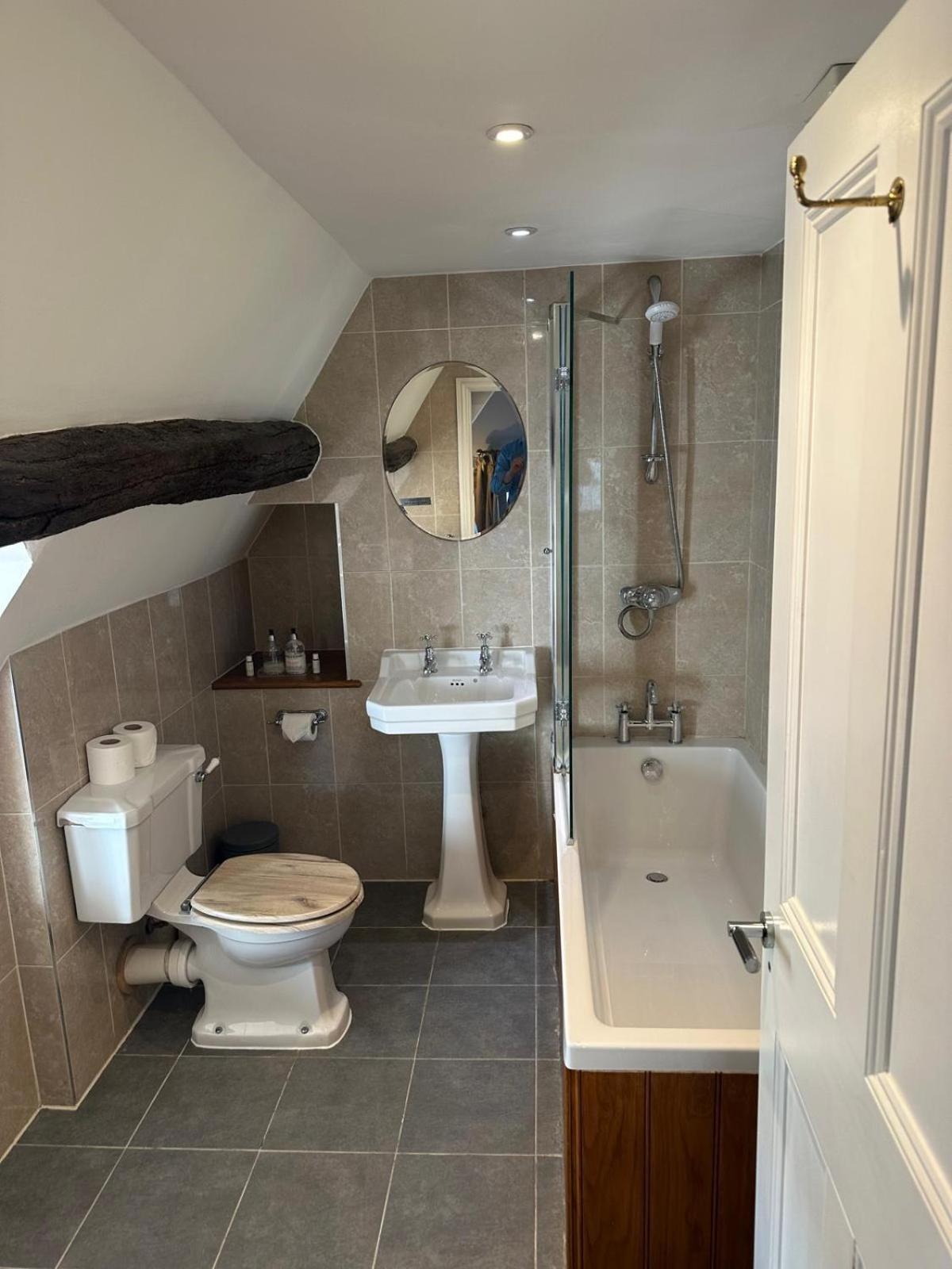 The Plough B&B Bourton-on-the-Water Номер фото